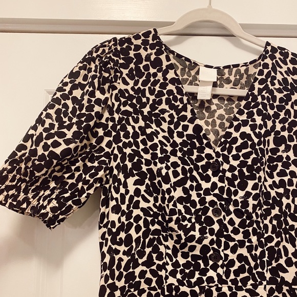 H&M mini dress - Medium - Picture 2 of 2